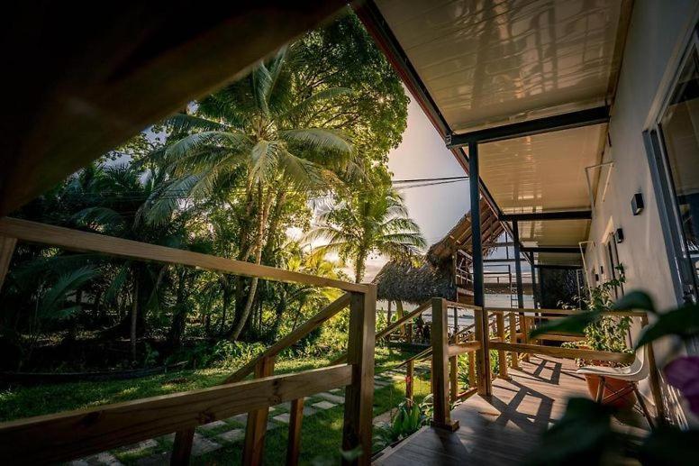 Somewhere Bocas del Toro Exterior foto