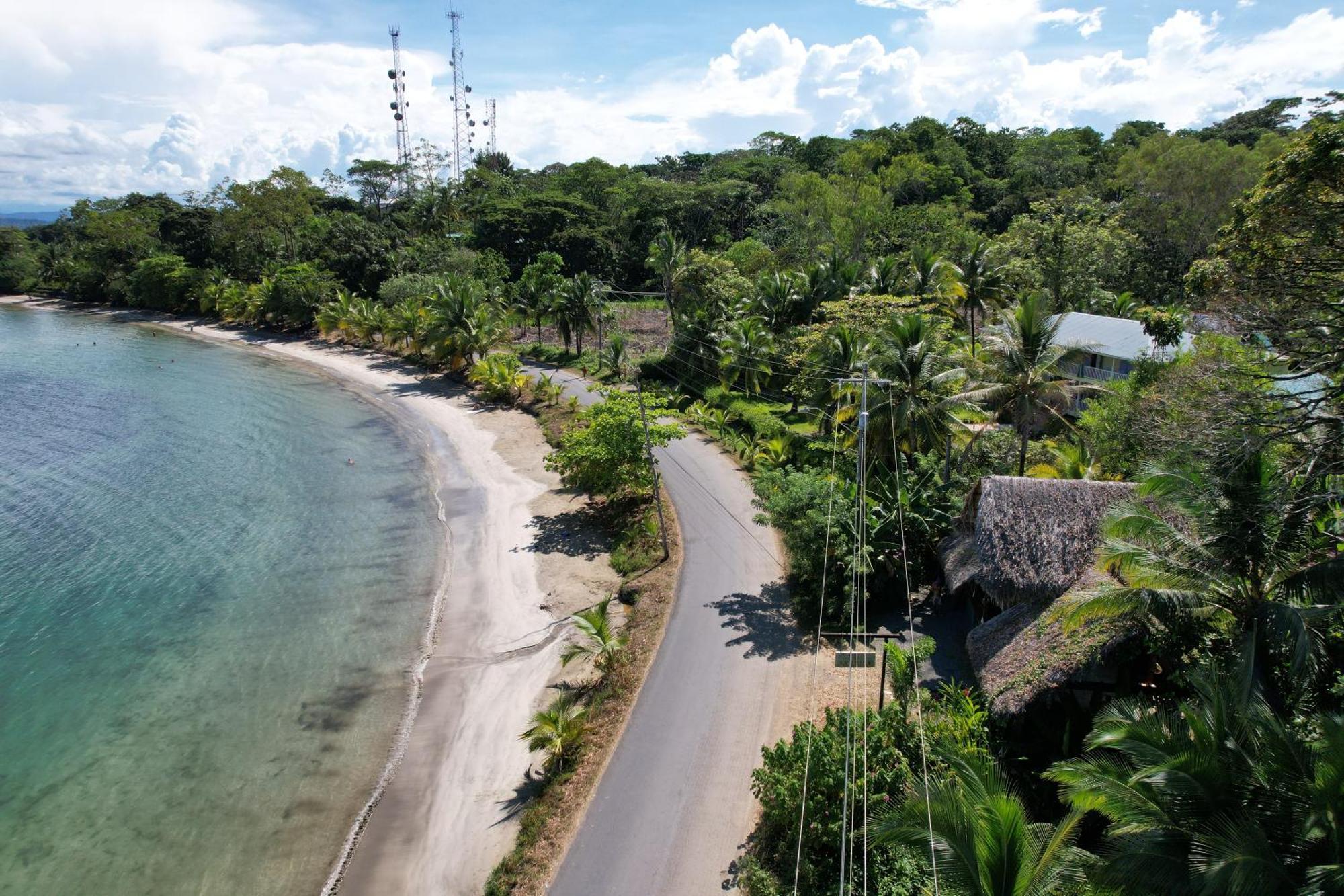 Somewhere Bocas del Toro Exterior foto